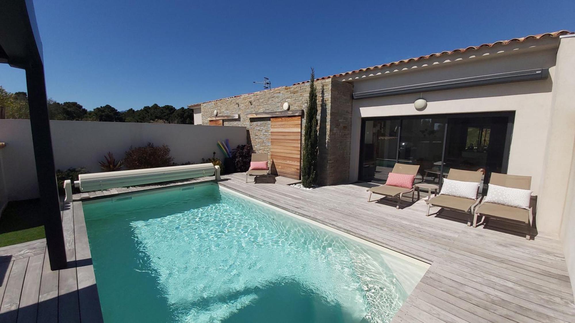 Villa Home Holiday A Cala Rossa Lecci Exteriör bild